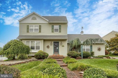 103 Winston Dr, YORK, PA, 17408-1033 | Card Image