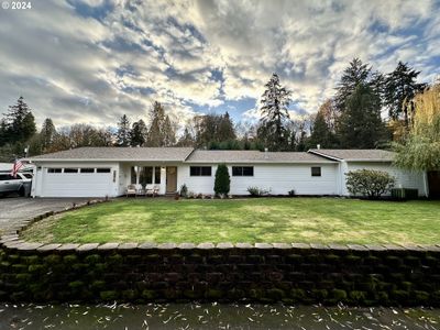 18415 Nixon Ave, House other with 3 bedrooms, 2 bathrooms and 2 parking in WestLinn OR | Image 1