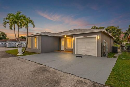 29964 Sw 158th Pl, Homestead, FL, 33033-3467 | Card Image