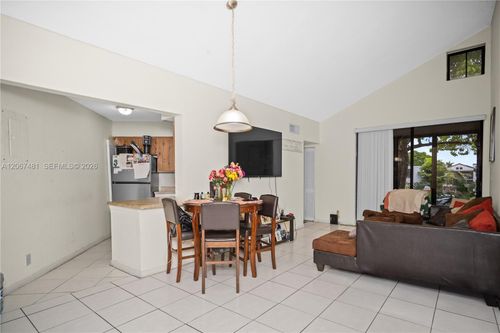 203-213 Lake Pointe Dr, Oakland Park, FL, 33309-7701 | Card Image