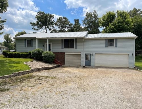 203 Elmwood Dr, Watson, IL, 62473-1107 | Card Image