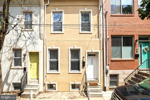 2131 Titan St, PHILADELPHIA, PA, 19146-4318 | Card Image