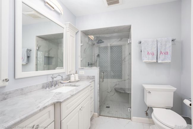 15701 Windmill Pointe Dr, House other with 6 bedrooms, 7 bathrooms and null parking in Grosse Pointe Park MI | Image 37