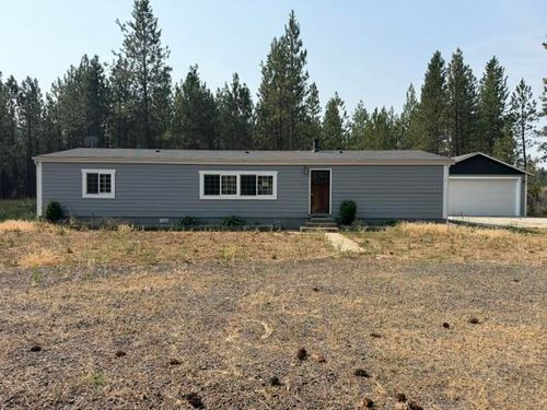 22220 N Elk Chattaroy Rd, Colbert, WA, 99005-9414 | Card Image