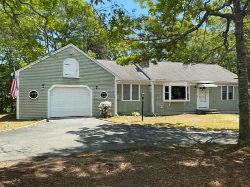 434 W Yarmouth Rd, West Yarmouth, MA, 02673-2643 | Card Image