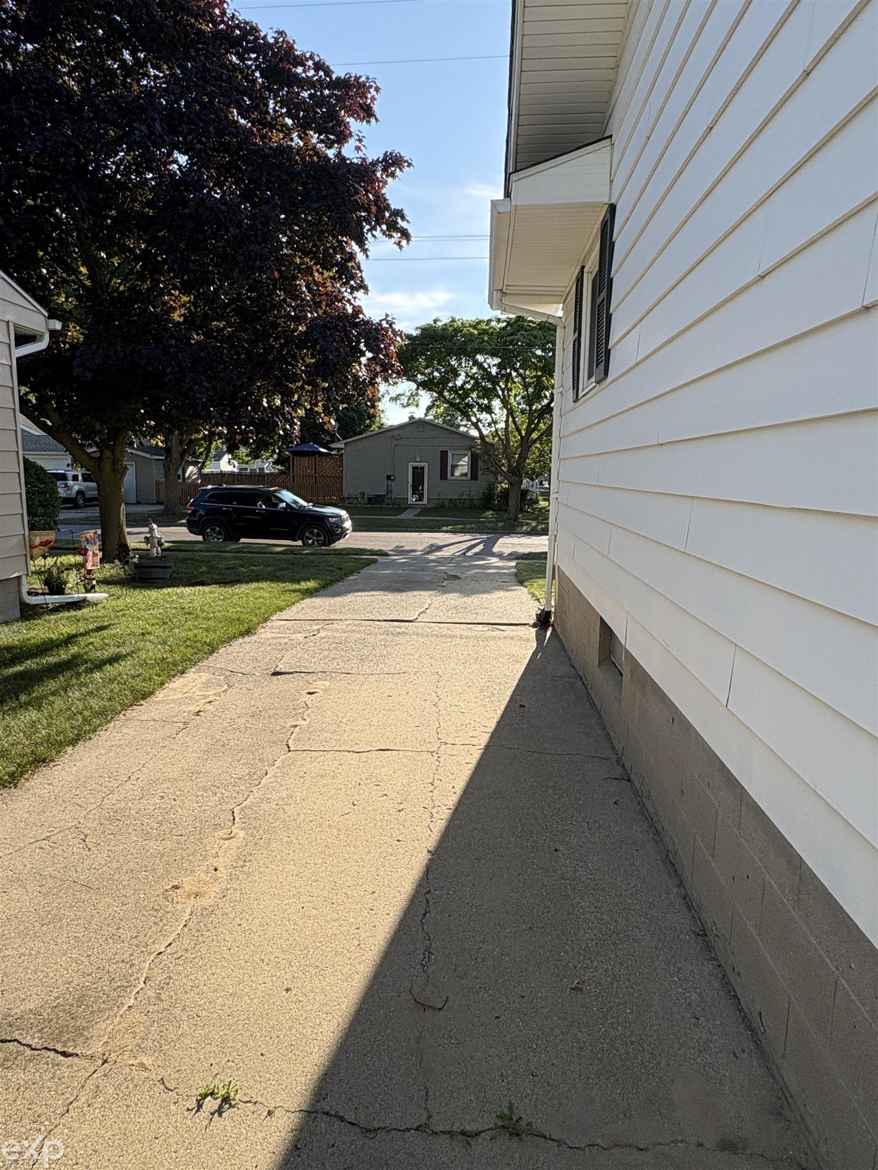 Residential in Essexville 4