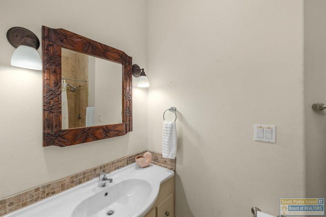 813 Tarpon Ave, House other with 3 bedrooms, 3 bathrooms and 1 parking in Port Isabel TX | Image 21
