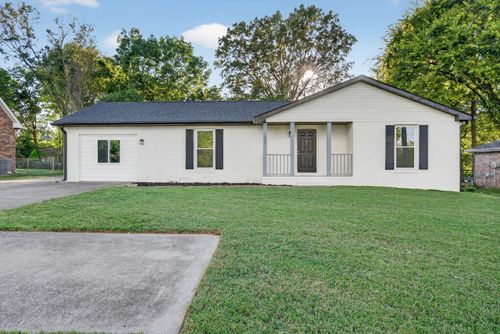 1006 Peachers Mill Rd, Clarksville, TN, 37042-3660 | Card Image