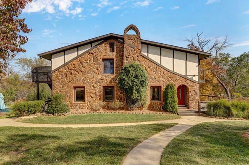 1100 E Robertson St, Ozark, MO, 65721-8511 | Card Image