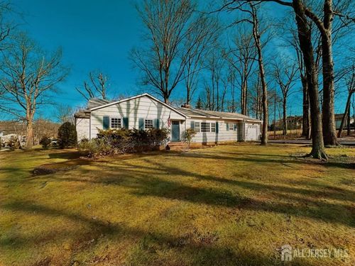 60 Mount Pleasant Ave, Edison, NJ, 08820-2055 | Card Image