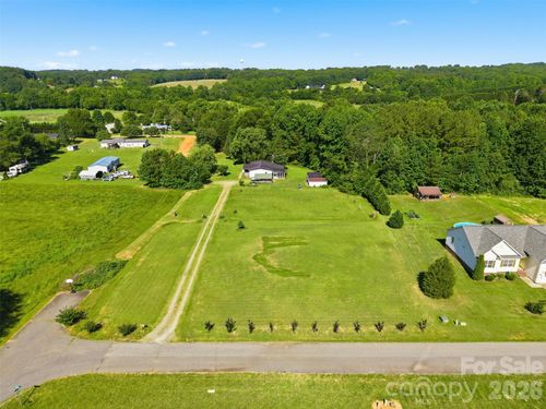 1604 Sugarfarm Rd, Catawba, NC, 28609-9027 | Card Image