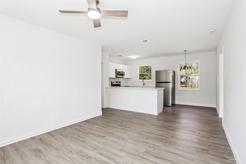 1016 Fremont Ave, PENSACOLA, FL, 32505-2720 | Card Image