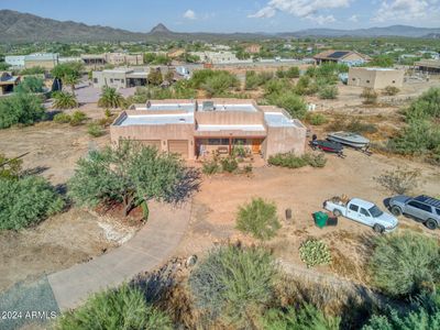 44811 N 12 Th Street, House other with 3 bedrooms, 2 bathrooms and null parking in New River AZ | Image 3