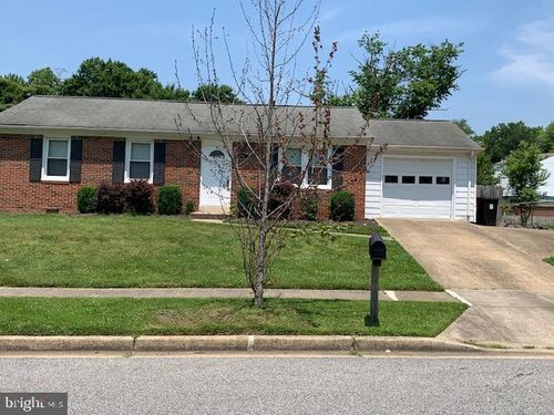 3708 Blackwater Rd, CLINTON, MD, 20735-1214 | Card Image