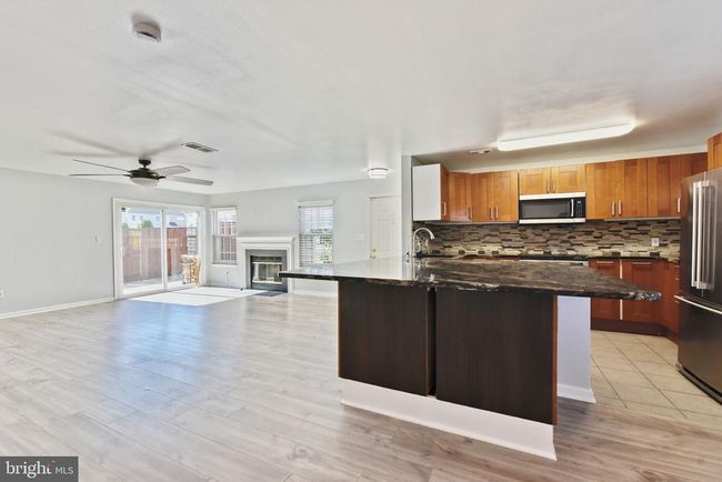 11025 Sentry Ridge Rd, Condo with 2 bedrooms, 2 bathrooms and null parking in MANASSAS VA | Image 15