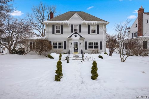 529 Willow St, Lockport, NY, 14094-5604 | Card Image