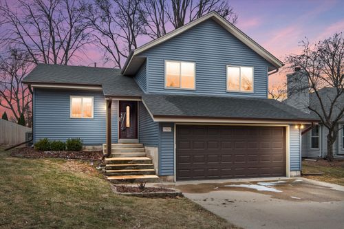 1909 Patricia Ln, Waukesha, WI, 53188-2173 | Card Image