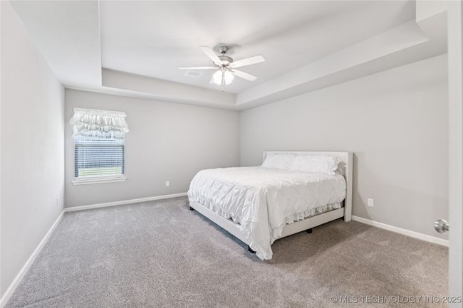 13936 S Ironwood Pl, House other with 3 bedrooms, 2 bathrooms and null parking in Glenpool OK | Image 15