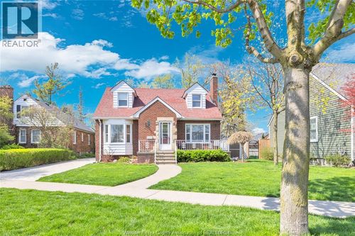 7534 St. Rose, Windsor, ON, N8S1Y7 | Card Image