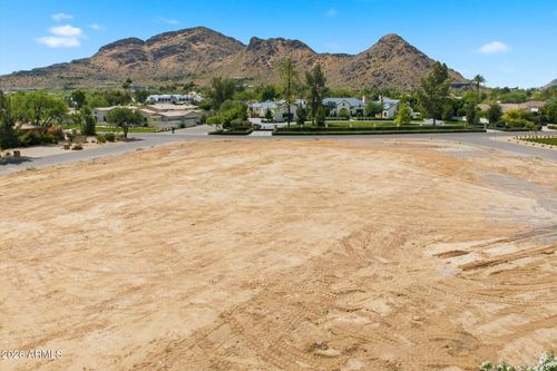 7-5702 E Caballo Dr, Paradise Valley, AZ, 85253-8108 | Card Image