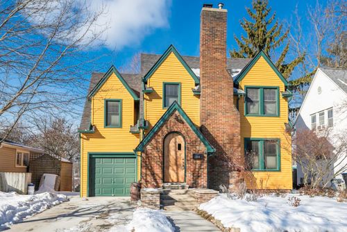 118 Linden Ct, Ypsilanti, MI, 48197-4703 | Card Image