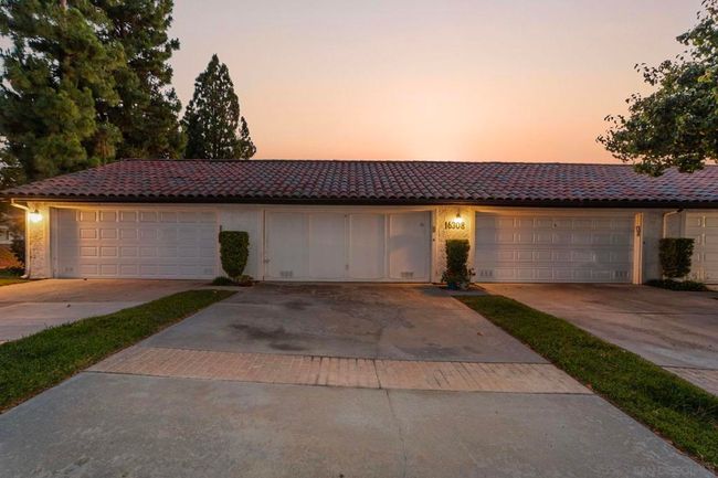 C - 16304 Avenida Venusto, Condo with 3 bedrooms, 2 bathrooms and 4 parking in San Diego CA | Image 30