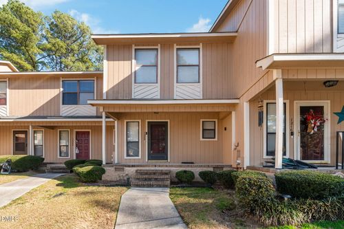 1220 N Forest Dr, Fayetteville, NC, 28303-5802 | Card Image