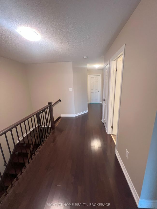 60 Zachary Pl, House attached with 4 bedrooms, 3 bathrooms and 2 parking in Vaughan ON | Image 19