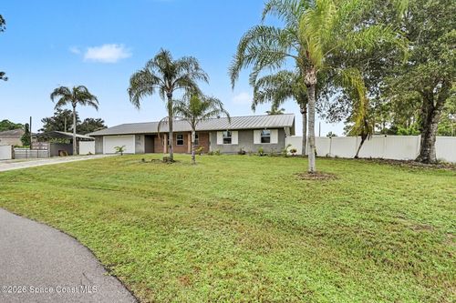 192 Hurtig Ave Nw, Palm Bay, FL, 32907-2835 | Card Image