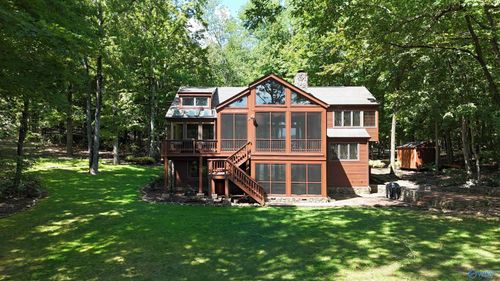 30 Bayfront Ln, Scottsboro, AL, 35769-9318 | Card Image