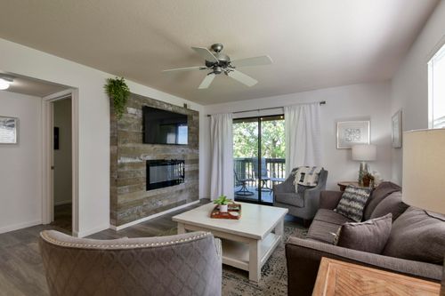 apt-8-186 Bunker Ridge Dr, Branson, MO, 65616-3873 | Card Image