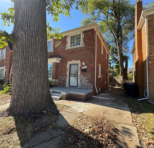17321 Santa Rosa Dr, Detroit, MI, 48221-2607 | Card Image