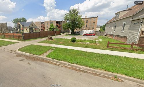 442 W 79th Pl, Chicago, IL, 60620-1101 | Card Image