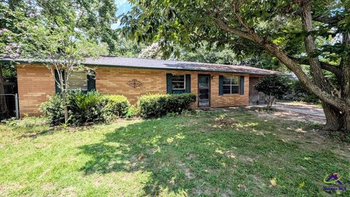 205 Debra Dr, Warner Robins, GA, 31088-5515 | Card Image