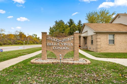 apt-14-29307 W Jefferson Ave, Gibraltar, MI, 48173-9573 | Card Image