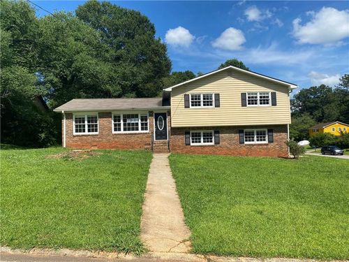 5114 Rock Eagle Dr, Stone Mountain, GA, 30083-3555 | Card Image