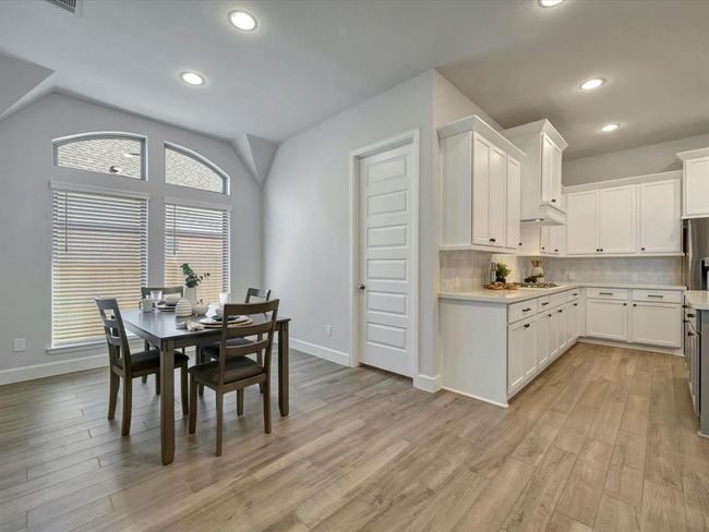Breakfast Room, or morning room | Image 14