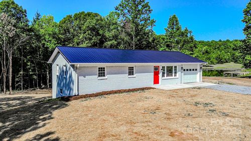 1151 Nanneytown Rd, Union Mills, NC, 28167-8773 | Card Image
