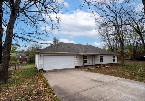 1652 Crestview Ave, Decatur, AR, 72722-9517 | Card Image