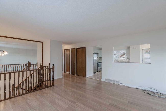 572 Penworth Way Se, Home with 4 bedrooms, 2 bathrooms and 2 parking in Calgary AB | Image 25