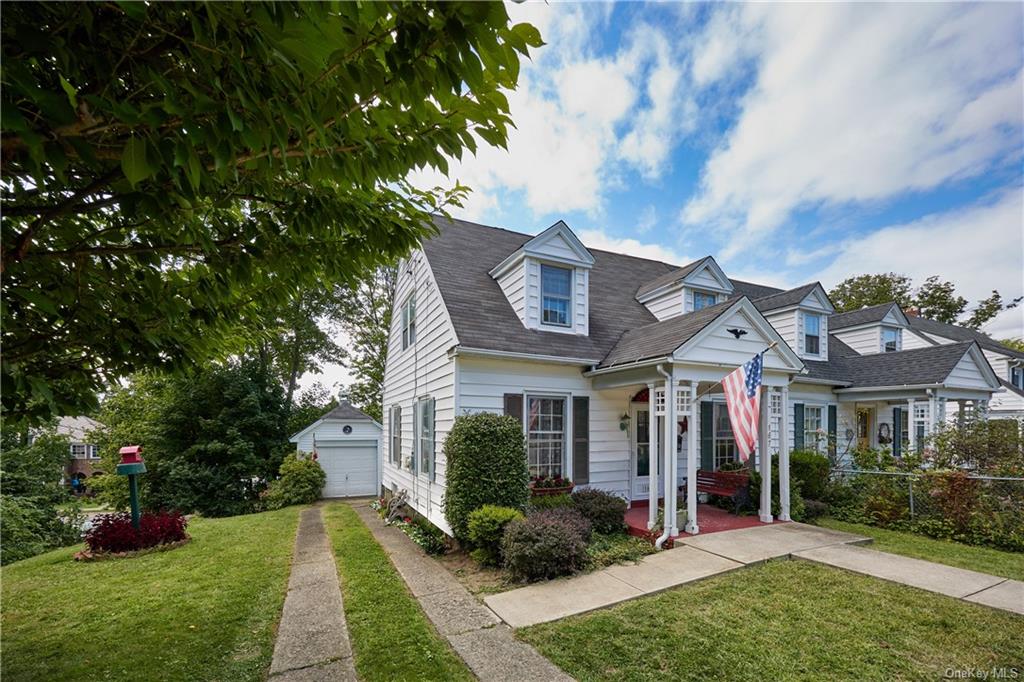 Prospect St, Newburgh, NY 12550