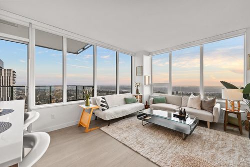 2404-6537 Telford Ave, Burnaby, BC, V5H0K9 | Card Image