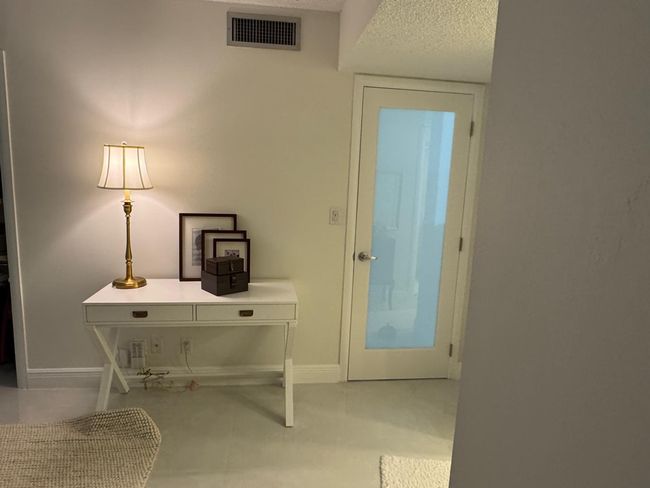 APT-907 - 3499 Oaks Way, Condo with 2 bedrooms, 2 bathrooms and null parking in Pompano Beach FL | Image 28
