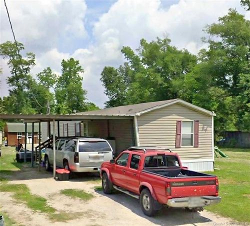 114 Edgewood St, DeQuincy, LA, 70633-3102 | Card Image