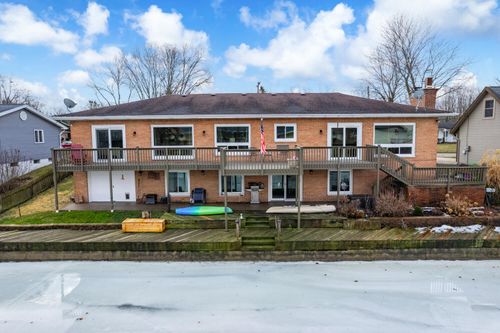 10109 Burgundy Blvd, Dimondale, MI, 48821-9546 | Card Image