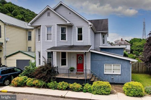 73 Silver St, Ridgeley, WV, 26753-3300 | Card Image