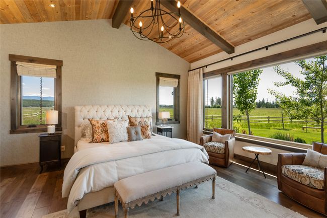Master Bedroom 1 | Image 40