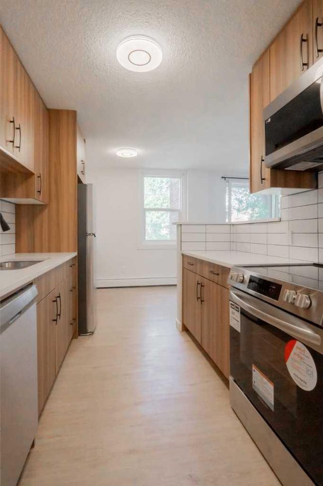 212 - 515 57 Ave Sw, Condo with 2 bedrooms, 1 bathrooms and 1 parking in Calgary AB | Image 9