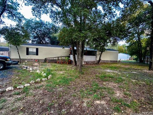 3911 Anaqua Dr, Elmendorf, TX, 78112-6039 | Card Image
