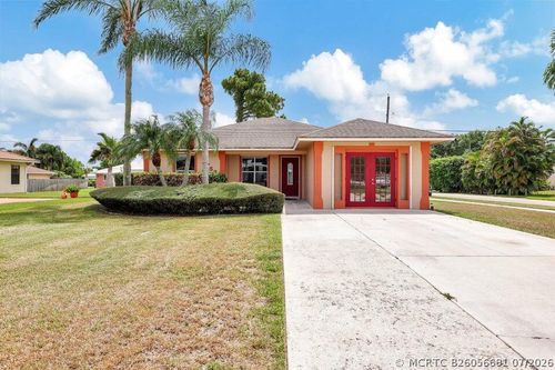 5753 Se Mercedes Ave, Stuart, FL, 34997-9102 | Card Image
